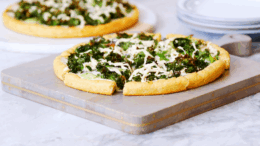 Alfredo pizza toppings vegetarian