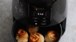 Air fryer pizza buns